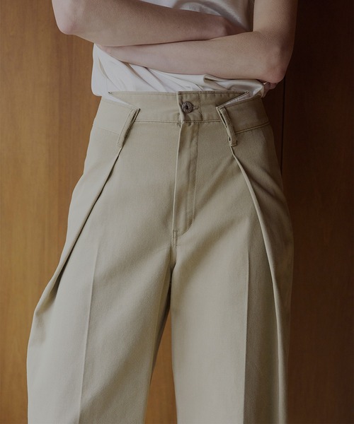 Dickies x Ameri TUCK PANTS ベージュ Dickies（ディッキーズ） チノパン × Ameri TUCK PANTS レディース
