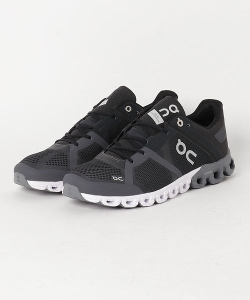 On ブラック シューズ　Cloudflow Men's On Running Cloudflow | Marathon Sports