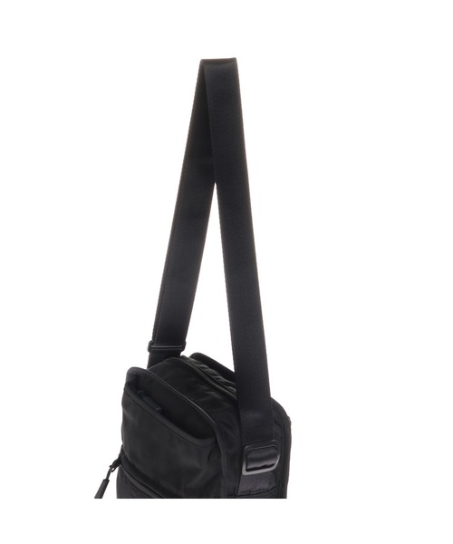 ace. ショルダーバッグ ファニップ タテ型 67291 メンズ : ZOZOTOWN