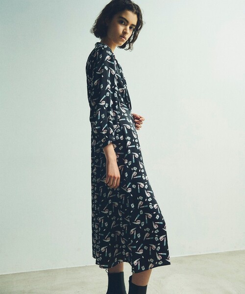 【グレースコンチネンタル】新品 コスメモチーフプリント柄ワンピース GRACE CONTINENTAL（グレースコンチネンタル） ワンピース コスメ