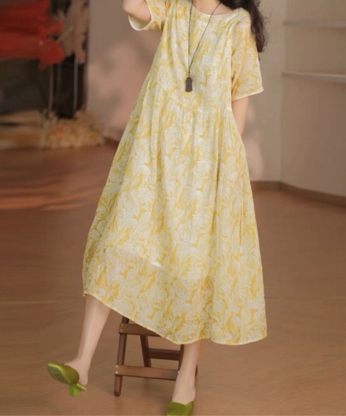 PRADA 口紅プリント 半袖ロングワンピース 美品 PRADA プラダ フレア シャツ ロングワンピース - メルカリ