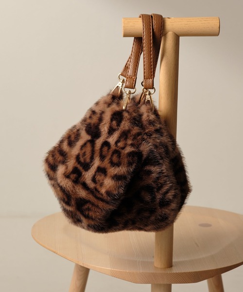 ZAKKA-BOX（ザッカボックス） ショルダーバッグ バッグ ポムポムファー