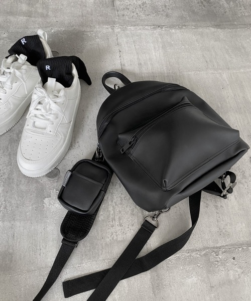 LVEU.（ラブユ） リュック 2way faux leather mini ruck sack with