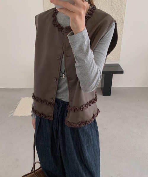 レザージャケット ライダース レースフリルディテールレザーベスト