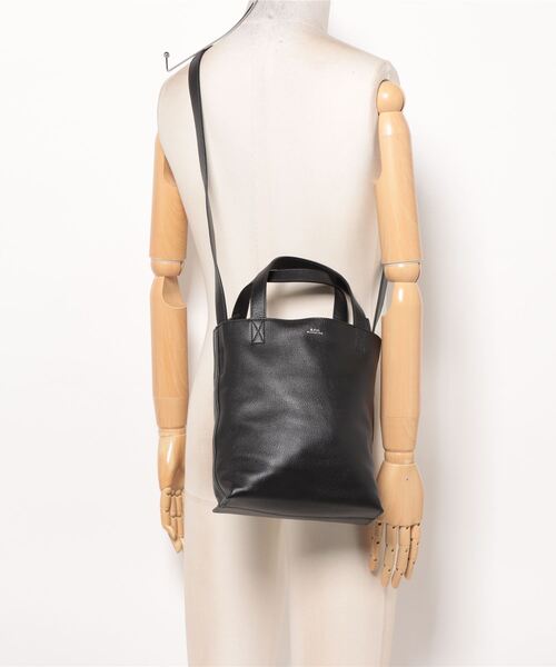 A.P.C. トートバッグ CABAS MAIKO SMALL 24A レディース