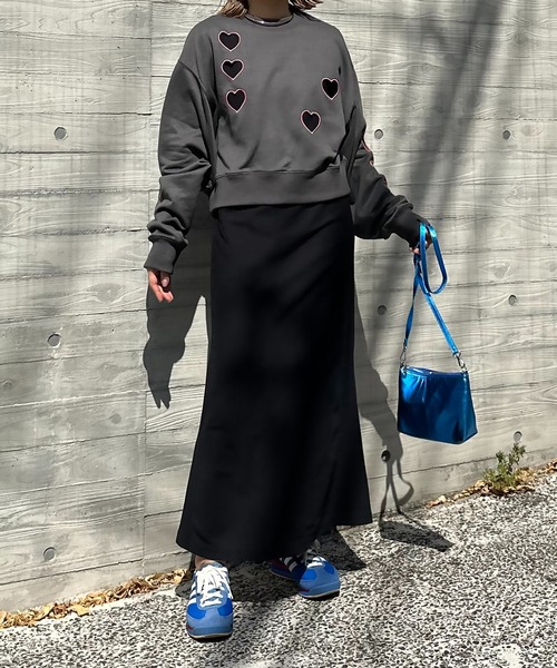 mi via loca トレーナー スウェット カットアウト ハート刺繍