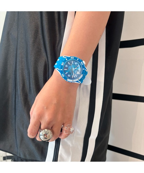 スウォッチSCUBAQUA BLACK SEA NETTLE Swatch Scubaqua Black Sea Nettle watch