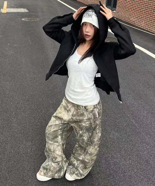 inst.ALL ワイドパンツ パンツ バック刺しゅうロゴカモフラ柄ワイド