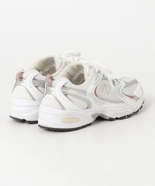 「New Balance」 ローカットスニーカー 24.0cm ホワイト レディースの画像