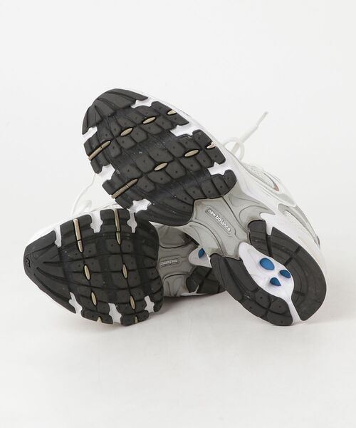 「New Balance」 ローカットスニーカー 24.0cm ホワイト レディースの画像
