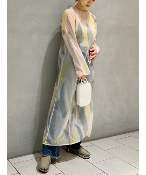 emmi ワンピース 「emmi atelier」シースルーオリジナルプリント柄