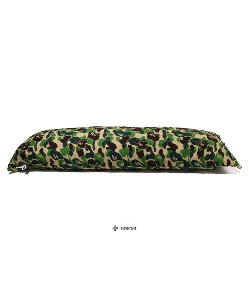 ベッド 寝具 BAPE X TEMPUR - ABC CAMO LONG HUG PILLOWの画像