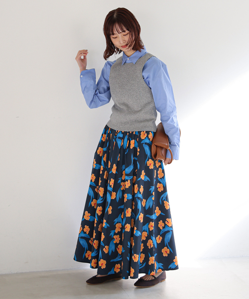 極美品✨定価96,800円 ドゥロワー 23SS フラワープリントタフタスカート 極美品✨定価96,800円 ドゥロワー 23SS フラワープリントタフタ