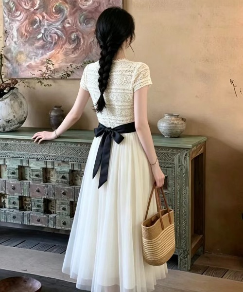Valentino 蝶刺繍 半袖ひざ丈ワンピース 40 ワンピース 半袖 レースドッキングチュールワンピース : ZOZOTOWN