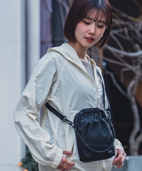 KiU（キウ） ショルダーバッグ 2wayパラコードメッシュポケット
