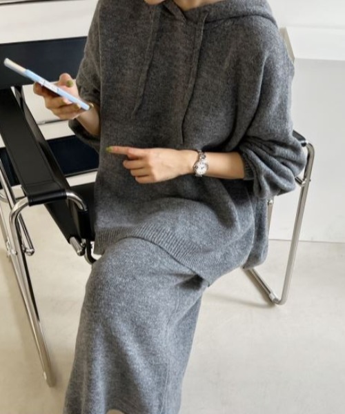 N.s セットアップ スリットフードトップス＋スカートニット