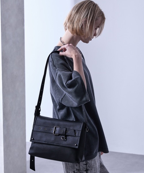 Leather & Canvas Shoulder Bag ショルダーバッグ Loose ショルダーバッグ ベルトデザイン 合皮ショルダーバッグ