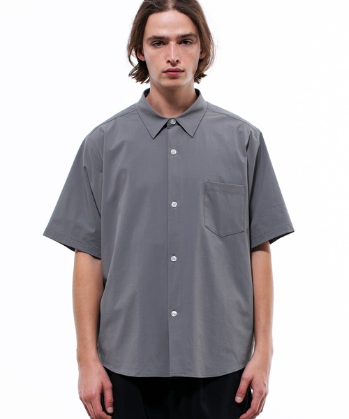 「VICTIM」 半袖シャツ LARGE ブラック メンズの画像