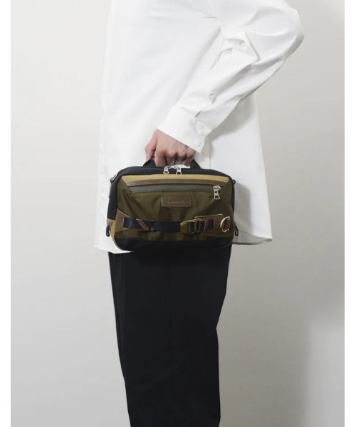 【新品未使用】master-piece ショルダーバッグ master-piece（マスターピース） ショルダーバッグ ヘルメットバッグ S