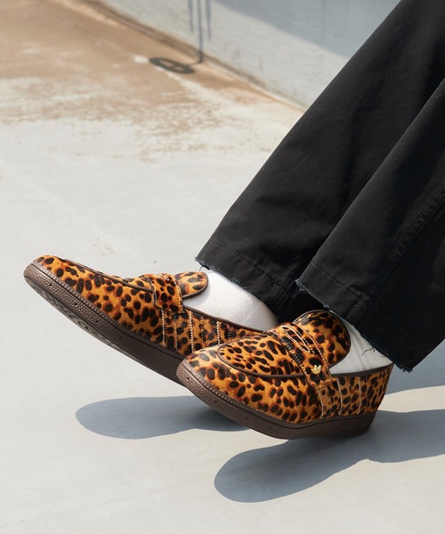 adidas（アディダス） ローファー HANDBALL SPEZIAL LOAFER W
