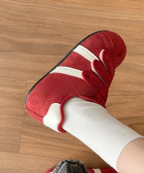 スニーカー 「23cm~24.5cmサイズ展開」「軽量」サイドラインベルクロ