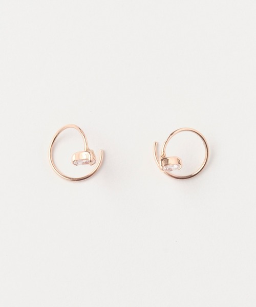 【新品未使用】Phoebe K10 YG クロッシングモチーフピアス Phoebe/フィービィー】【K10】フラワービジューピアス – JEWEL