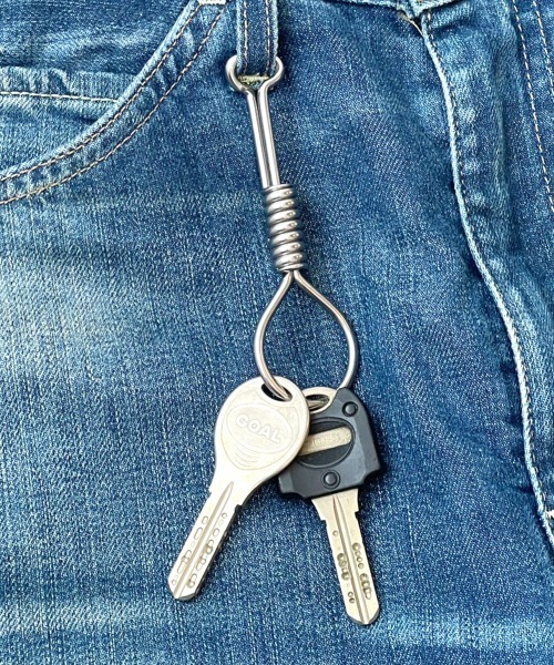 SEN TOKYO キーケース 無骨に小物を彩る。首縄モチーフ キーリング