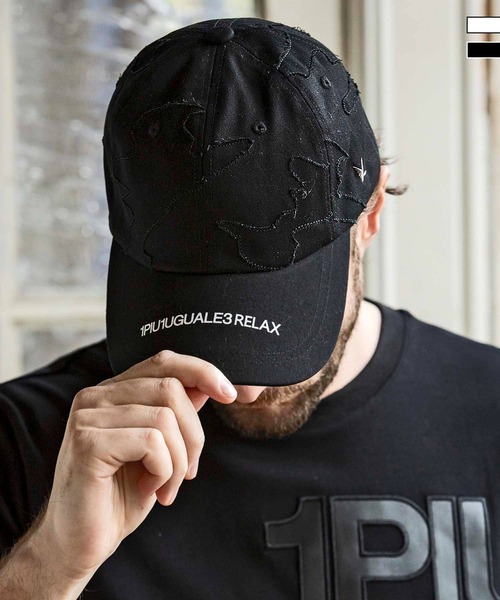 1PIU1UGUALE3 キャップ