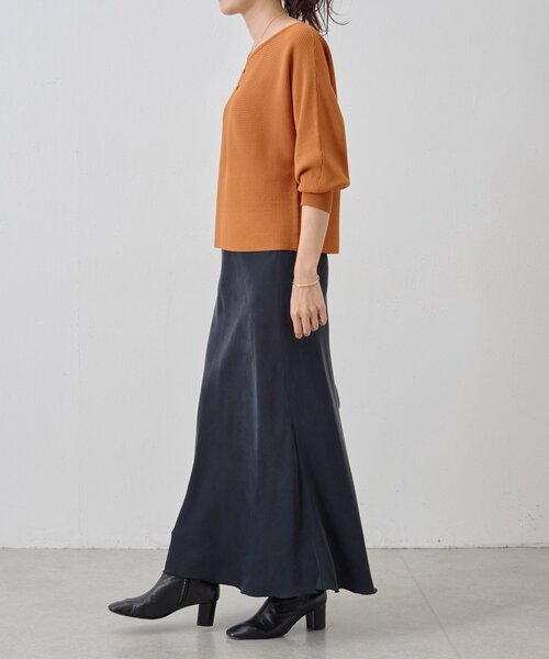 美品୨୧BEARDSLEY ビアズリー 後ろパールニット　半袖ニット 後ろパールニット（ニット/セーター）｜BEARDSLEY（ビアズリー