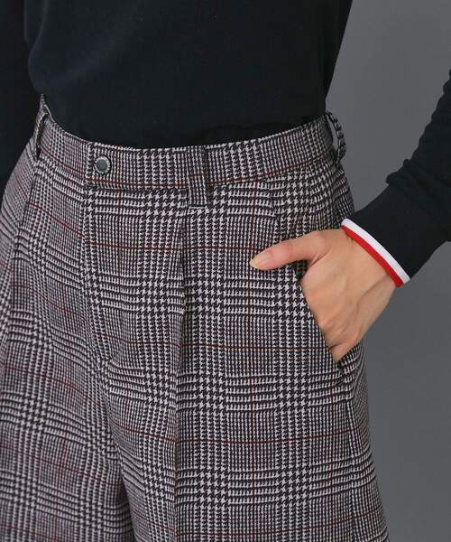パンツ 「ADABAT NAVY」ハイブリッドダウンキュロット レディースの画像