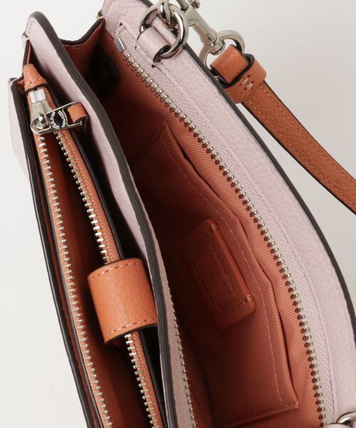COACH（コーチ） ワンポイントショルダーバッグ - ピンク レディース