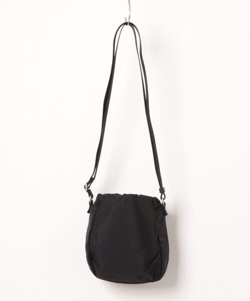 A.P.C.（アーペーセー） ショルダーバッグ CROSSBODY POUCH BACKS