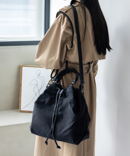 美品　supreme ナイロン 2way トートバッグ　ショルダーバッグ　巾着 VitaFelice（ヴィータフェリーチェ） トートバッグ 巾着2wayナイロン