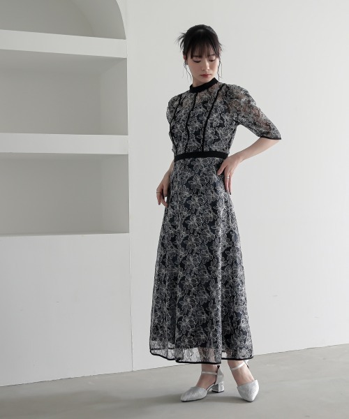 新品・未使用　Callarus  総レースワンピースドレス　大きいサイズ　3L 結婚式・パーティー・オケージョンドレス】スリーブデザイン総
