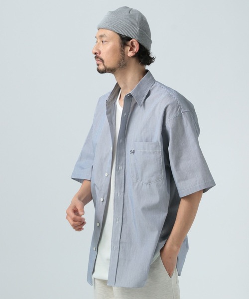 シャツ ワンポイント刺繍ストライプ半袖シャツ メンズ | BAYFLOW | 02