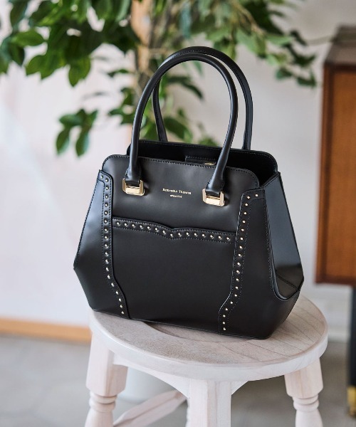 Samantha Thavasa（サマンサタバサ） ハンドバッグ スタッズレザー