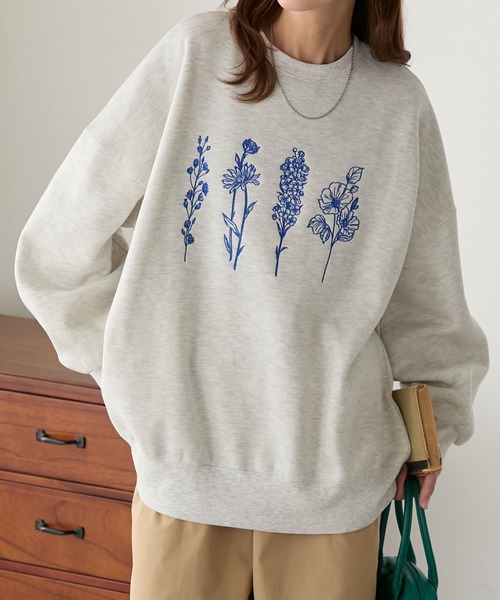 FLOWER POWER刺繍 ショート丈スウェット HYSTERIC GLAMOUR（ヒステリックグラマー）の「FLOWER POWER刺繍