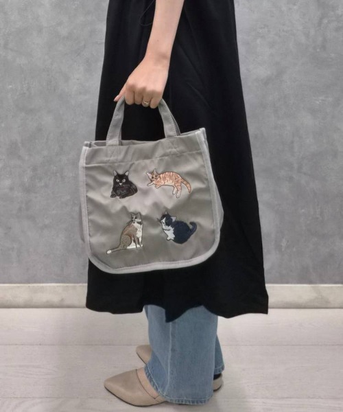 Bleu Bleuet（ブルーブルーエ） トートバッグ ナイロン刺繍ランチ