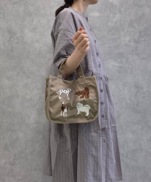 Bleu Bleuet（ブルーブルーエ） トートバッグ ナイロン刺繍ランチ