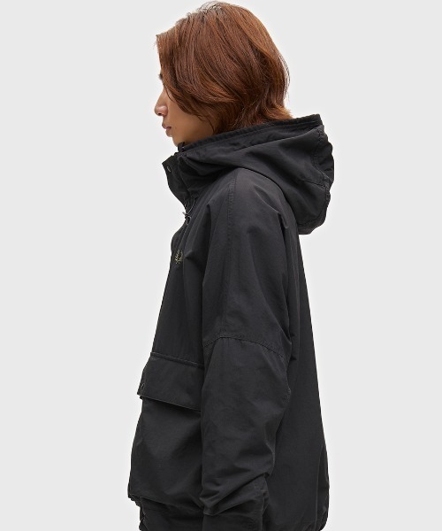 FRED PERRY（フレッドペリー） マウンテンパーカー ウインドブレーカー
