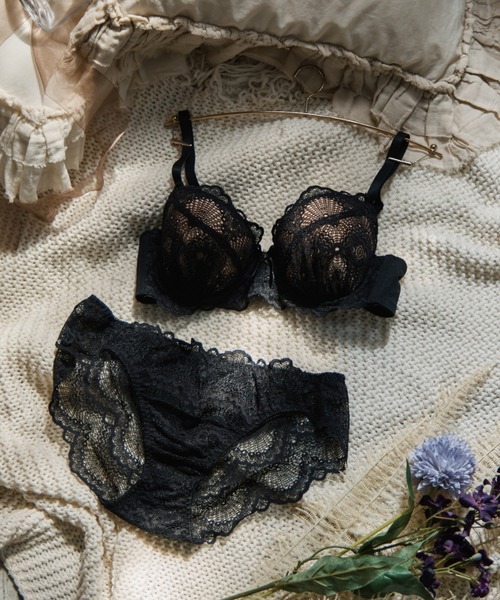 ❤︎高級イタリア ❤︎ Valery ❤︎ 美しいノンワイヤーランジェリー northerly ブラジャー レーシーノンワイヤーブラジャー