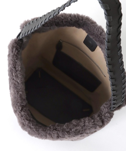 ADD CULUMN TURN ONE SHLD S ブラック ADD CULUMN（アドカラム） トートバッグ TURN ONE SHLD S レディース