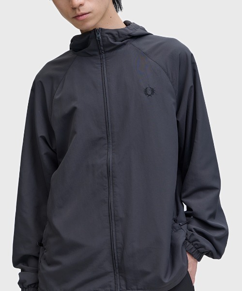 FRED PERRY ナイロンブルゾン FRED PERRY（フレッドペリー） ブルゾン アウター Hooded Shell Jacket