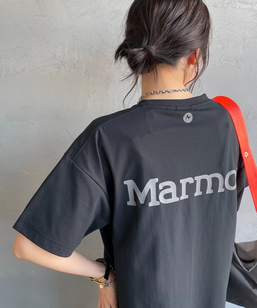 ワンピース 「Marmot/マーモット」 別注 ブランドロゴ バックプリント ワンピースの画像