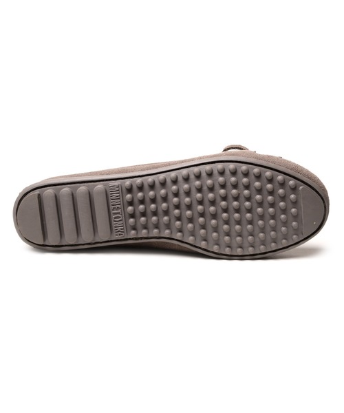 Minnetonka（ミネトンカ） モカシンシューズ 7h グレー レディース