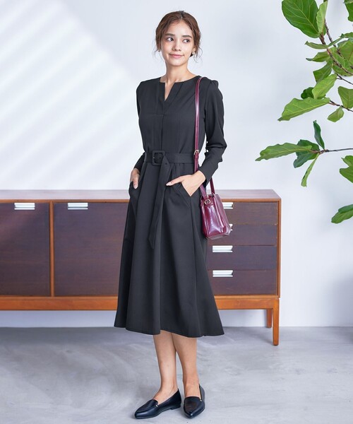 Tiaclasse ワンピース 「洗える」ベルト付キーネックポケット