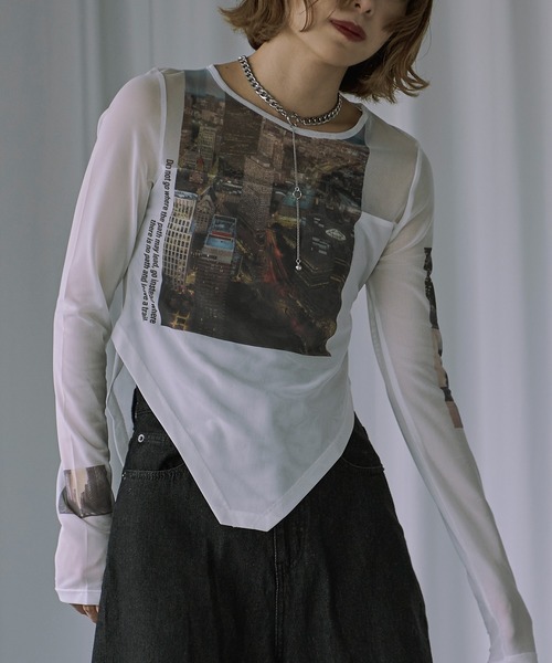 Ezick tシャツ City scapeシアープリントトップス レディース