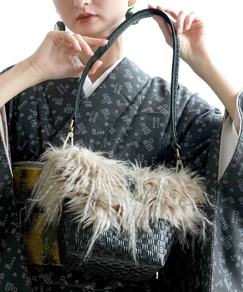 utatane ショルダーバッグ バッグ ファー付2wayミニショルダーバッグ 