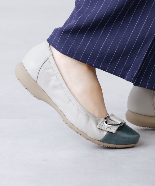 パンプス 「卑弥呼」メタルベルトスニーカーパンプス/653301の画像