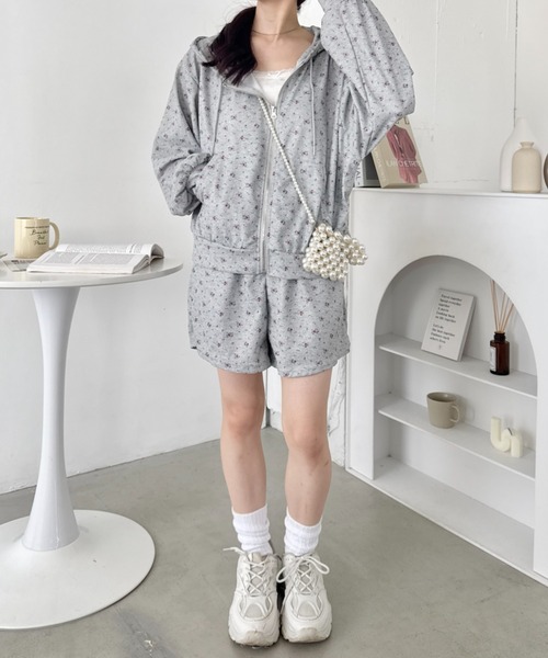 SOLLON.（ソルロン） セットアップ 「セットアップ」小花柄ワッフル